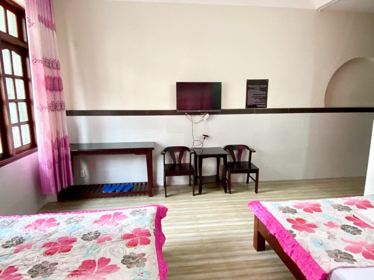 Phuong Huy Hotel Буонметхуот Экстерьер фото